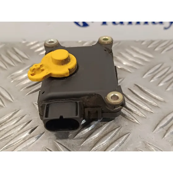 Motor Apertura Trampillas Climatizador para Seat Leon (1M1)