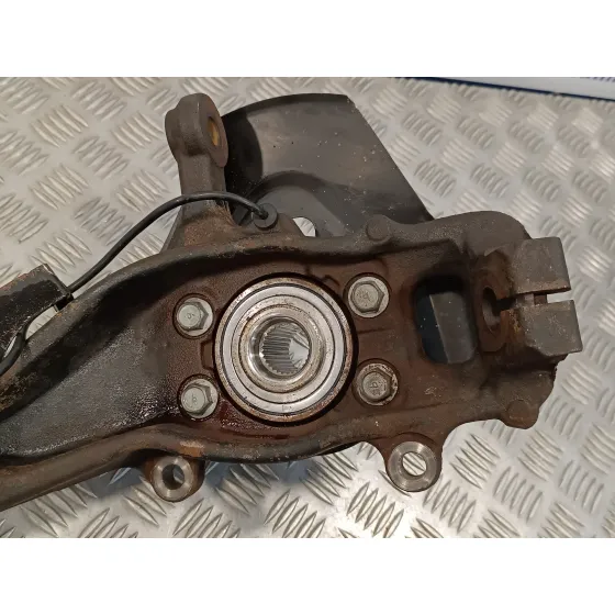 Mangueta Delantera Izquierda para Nissan Pathfinder (R51)