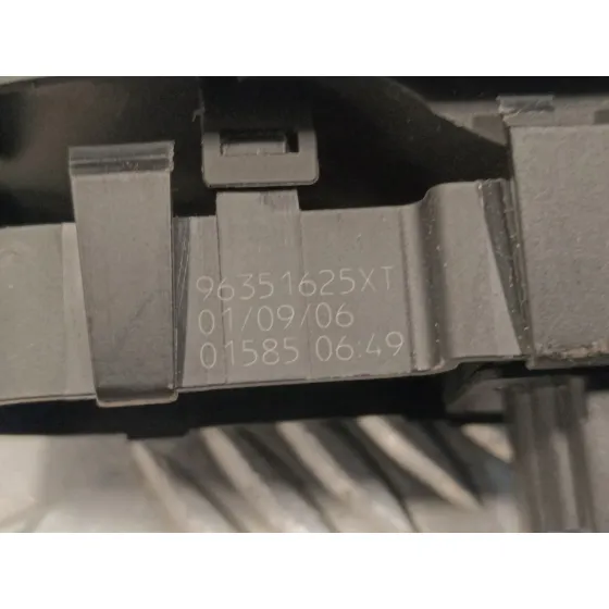 Mando Elevalunas Delantero Derecho para Peugeot 307 Break/Sw (S2)