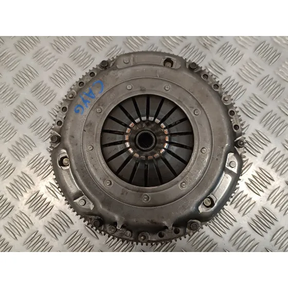 Kit Volante Motor + Embrague para Seat Ibiza (6J5)