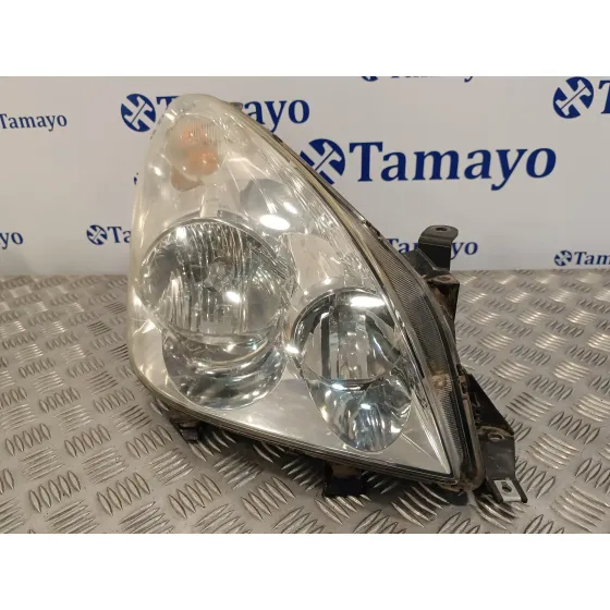Faro Derecho para Toyota Corolla Verso (R1)