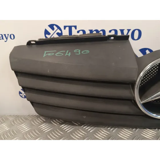Rejilla Delantera para Mercedes-Benz Vaneo (W414) Furgoneta Compacta