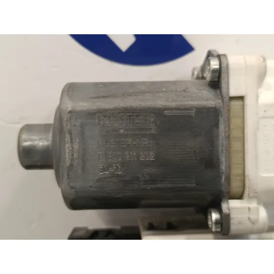 Motor Elevalunas Delantero Derecho para Audi A3 Sportback (8P)