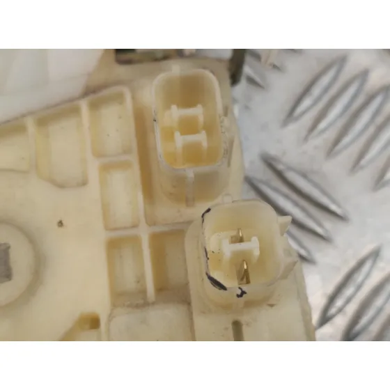 Cerradura Puerta Delantera Derecha para Honda Jazz (Gd1/5)