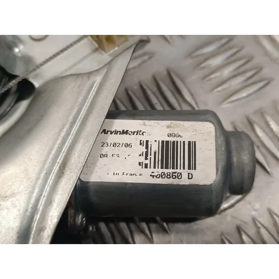 Elevalunas Delantero Izquierdo para Renault Clio Iii