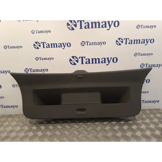 Guarnecido Porton Trasero para Volkswagen Polo (6C1)