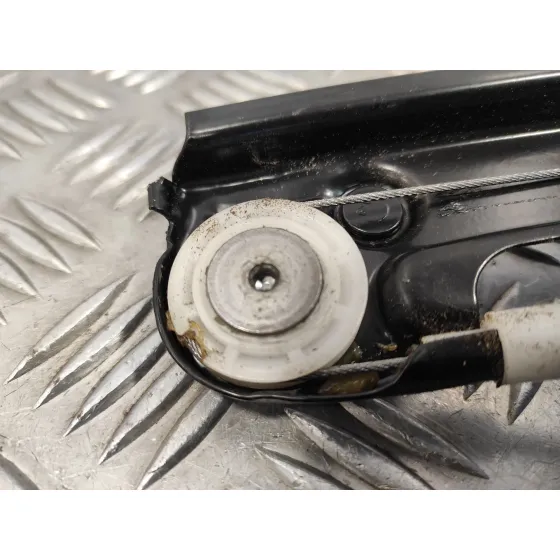 Elevalunas Trasero Izquierdo para Volkswagen Polo (6C1)