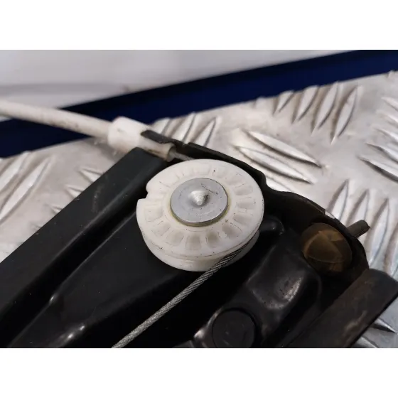 Elevalunas Delantero Izquierdo para Volkswagen Polo (6C1)