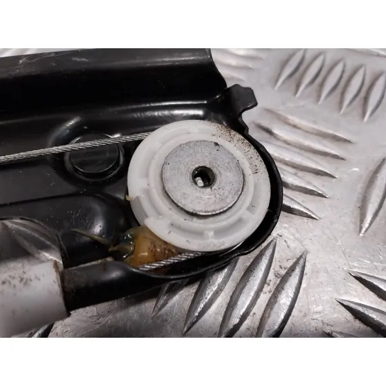 Elevalunas Trasero Derecho para Volkswagen Polo (6C1)