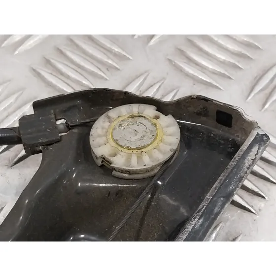 Elevalunas Delantero Izquierdo para Skoda Rapid