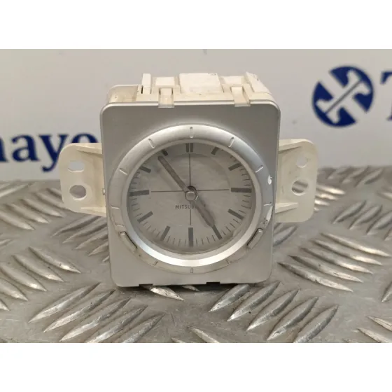 Reloj Horario para Mitsubishi Outlander (Cu0W)