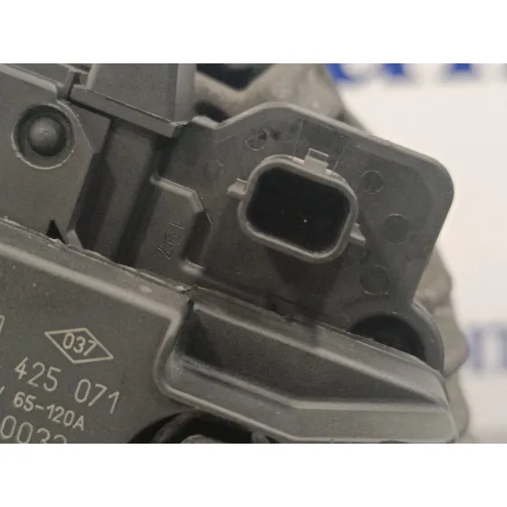 Alternador para Renault Clio Iii