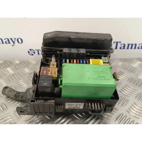 Caja Reles / Fusibles para Mitsubishi Outlander (Cu0W)