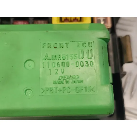 Caja Reles / Fusibles para Mitsubishi Outlander (Cu0W)