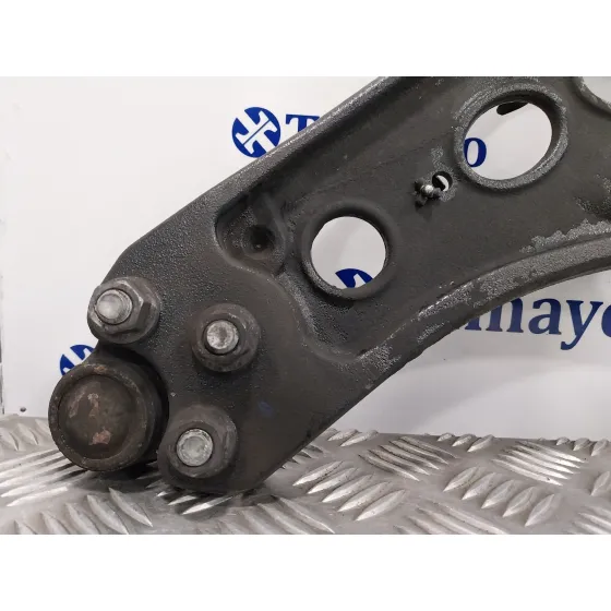 Brazo Suspension Inferior Delantero Derecho para Renault Trafic Furgon