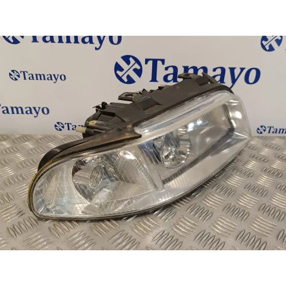 Faro Derecho para Audi A4 Avant (B5)