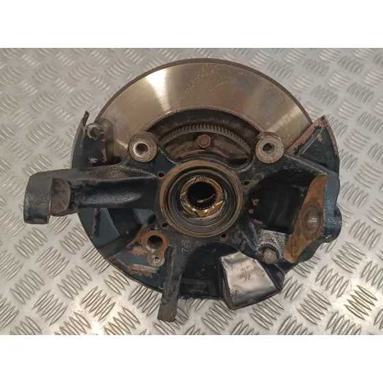 Mangueta Delantera Derecha para Mitsubishi Montero (V20/V40)