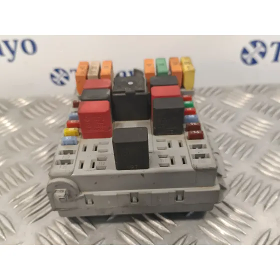 Caja Reles / Fusibles para Fiat Doblo (119)