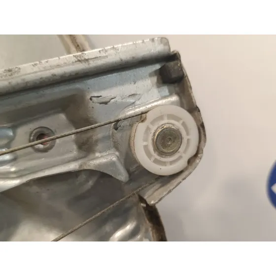 Elevalunas Trasero Izquierdo para Hyundai Sonata (Nf)