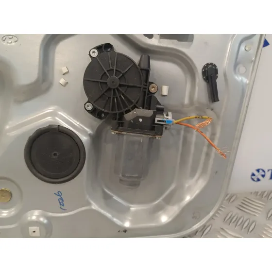 Elevalunas Delantero Derecho para Hyundai Sonata (Nf)