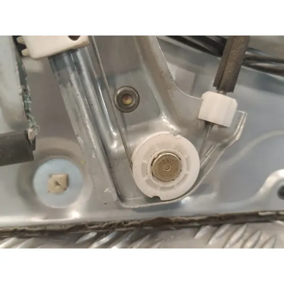 Elevalunas Delantero Derecho para Hyundai Sonata (Nf)