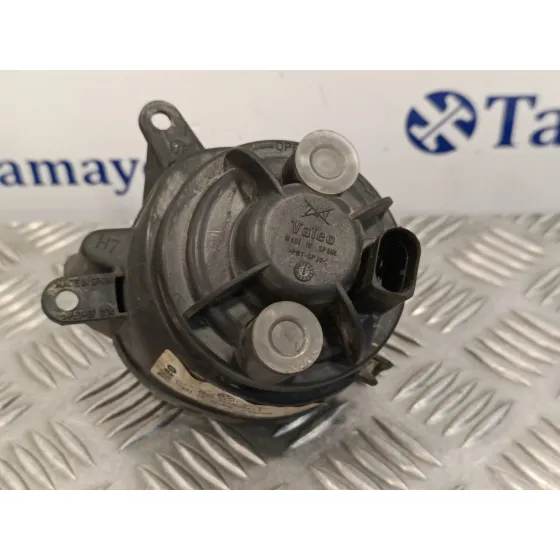 Faro Antiniebla Derecho para Audi A3 (8L)