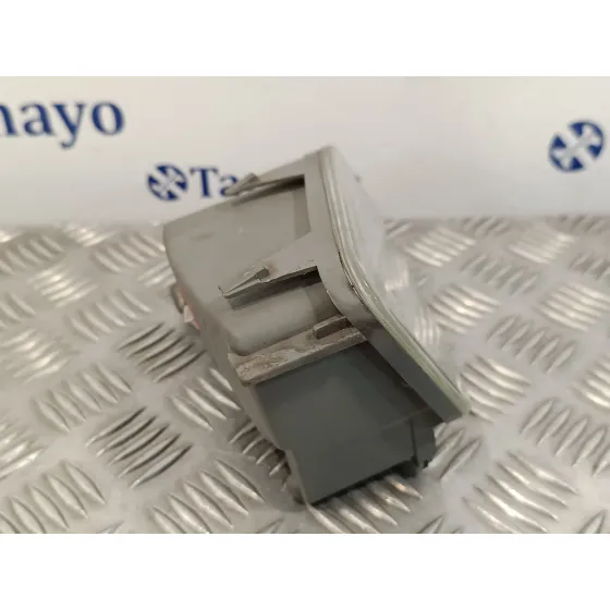 Faro Antiniebla Derecho para Ford C-Max (Cb3)