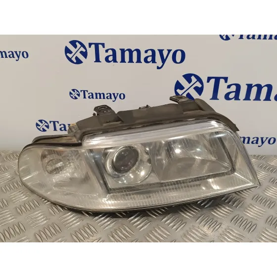 Faro Derecho para Audi A4 Avant (B5)