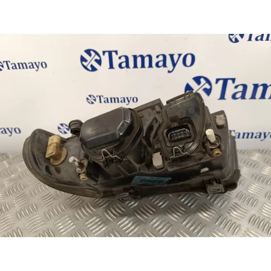 Faro Derecho para Audi A4 Avant (B5)
