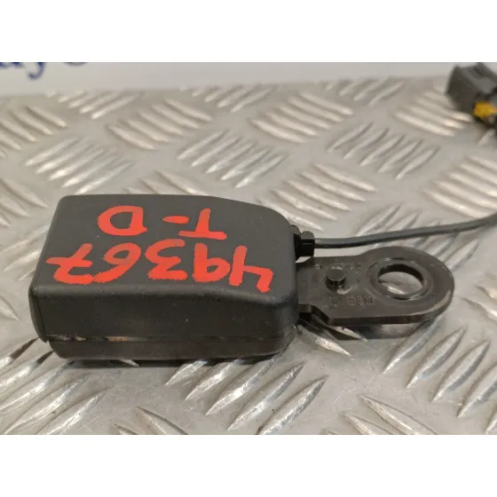 Enganche Cinturon Trasero Derecho para Peugeot 207 Cc