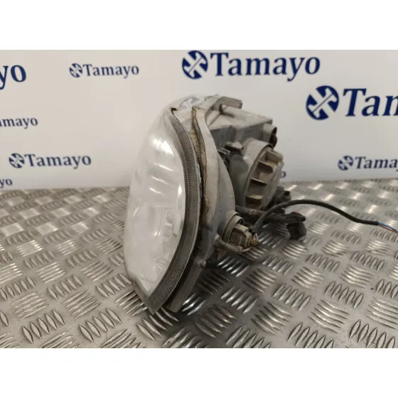 Faro Izquierdo para Tata Safari (42_Fd)