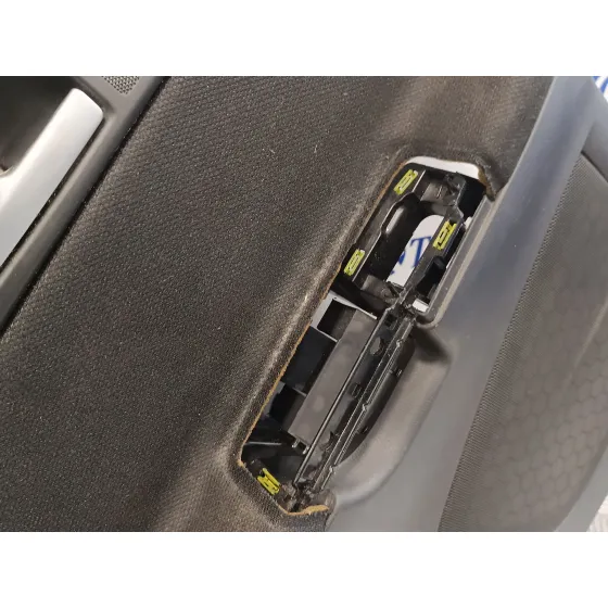 Guarnecido Puerta Trasera Izquierda para Volvo S40 Berlina