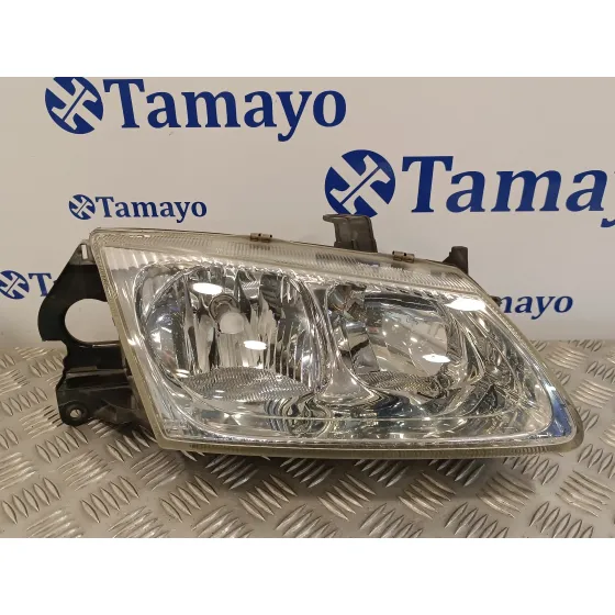 Faro Derecho para Nissan Almera (N16/E)