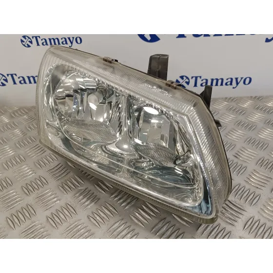 Faro Derecho para Nissan Almera (N16/E)