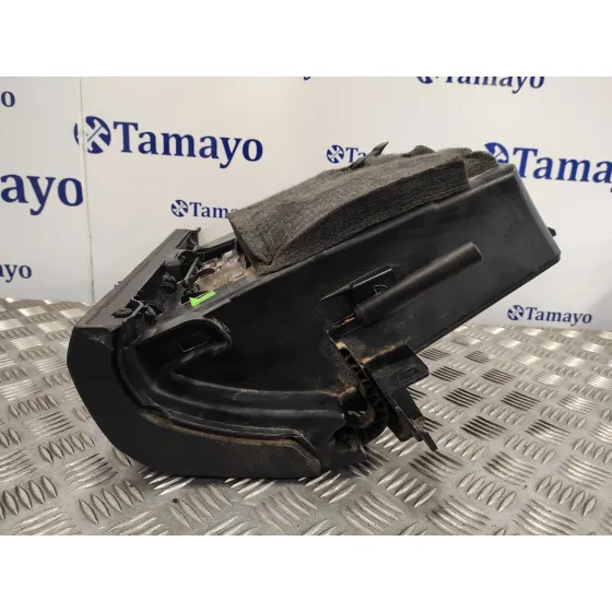 Guantera para Mercedes-Benz Clase B (W245)