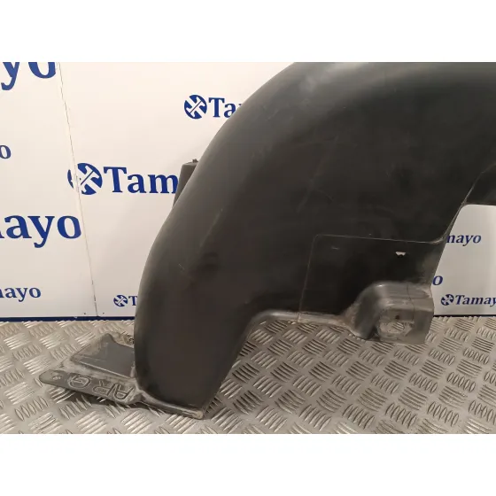 Plastico Paso Rueda Trasero Izquierdo para Peugeot 208