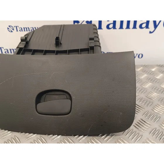 Guantera para Renault Clio Iv