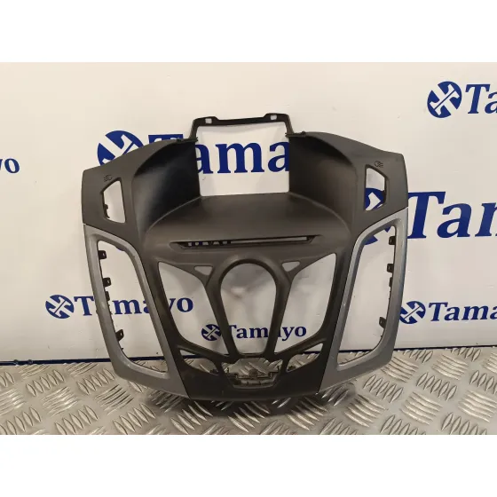 Plasticos Varios Interior para Ford Focus Turn.