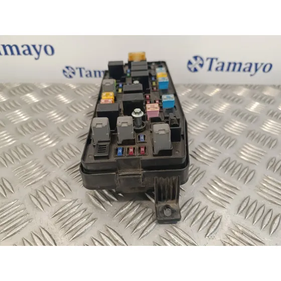 Caja Reles / Fusibles para Opel Antara