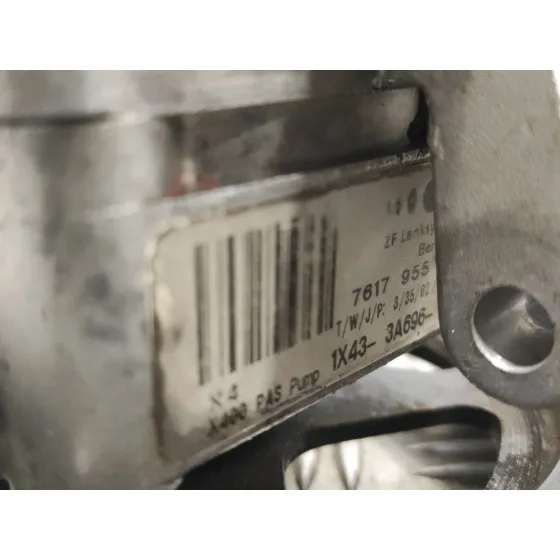 Bomba Direccion para Jaguar X-Type