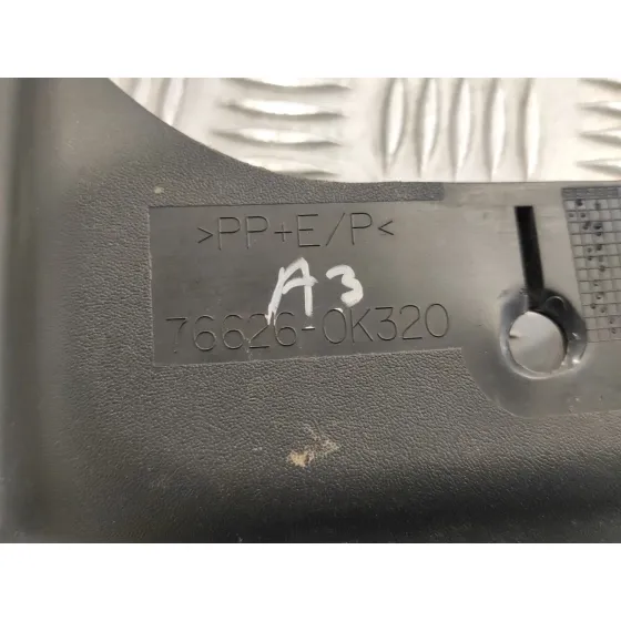 Guardabarros Trasero para Toyota Hilux (Kun)