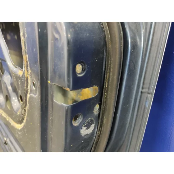 Puerta Delantera Derecha para Nissan Patrol Gr (Y60)