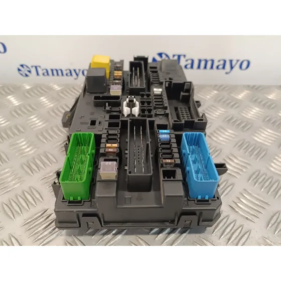 Caja Reles / Fusibles para Opel Astra Gtc