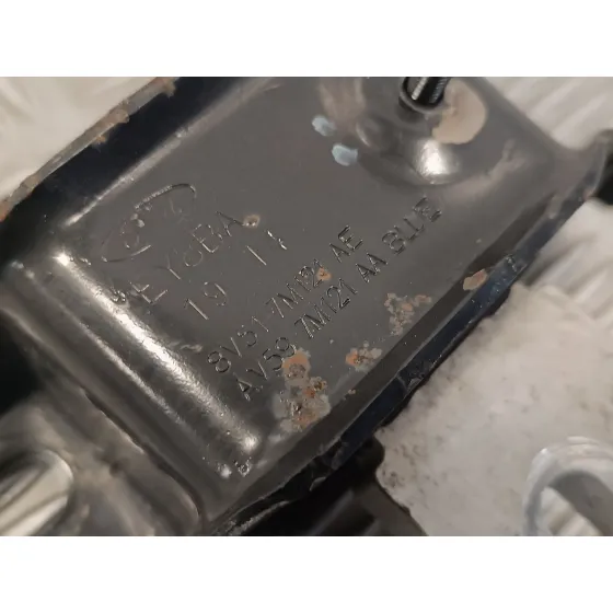 Soporte Motor Izquierdo para Ford Fiesta (Ccn)