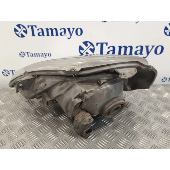 Faro Derecho para Nissan Primastar (X83)