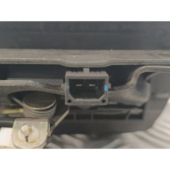 Cerradura Maletero / Porton para Audi A3 (8P)