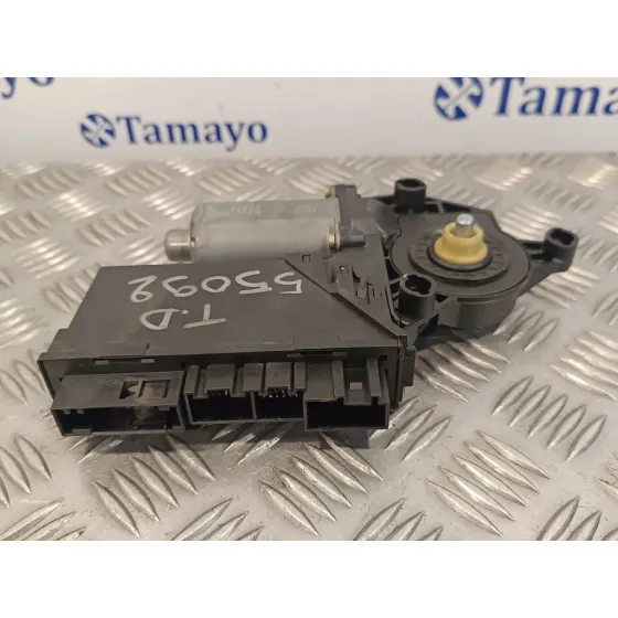 Motor Elevalunas Trasero Derecho para Audi A4 Avant (8E)
