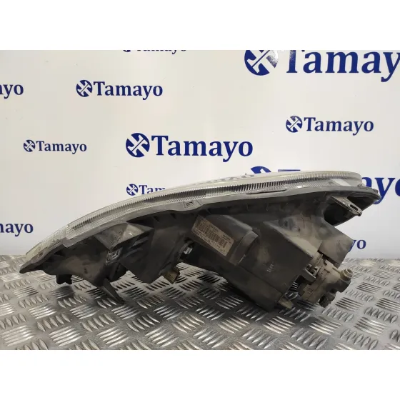 Faro Derecho para Renault Trafic Caja Cerrada (Ab 4.01)