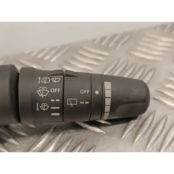 Mando Limpia para Nissan Terrano/Terrano.ii (R20)