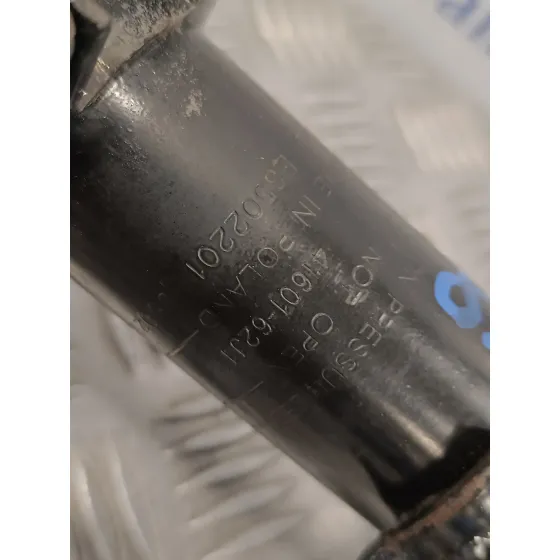Amortiguador Delantero Derecho para Suzuki Swift Berlina (Mz)